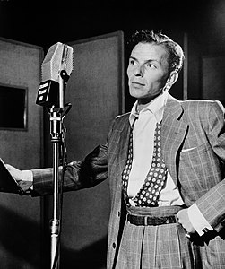 251px-Frank_Sinatra_by_Gottlieb_c1947